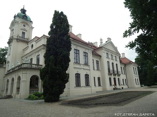 Paac i Muzeum Zamoyskich w Kozwce