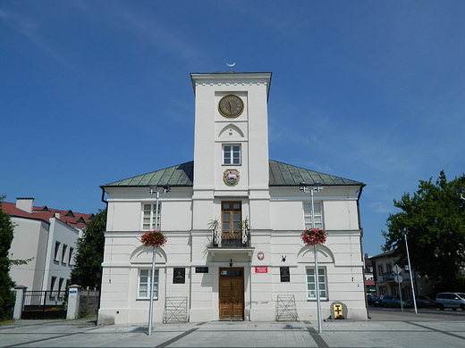 Piaseczno. Klasycystyczny ratusz z 1824 r.