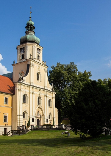 Pocysterski Zespl Paacowo-Klasztorny w Rudach.