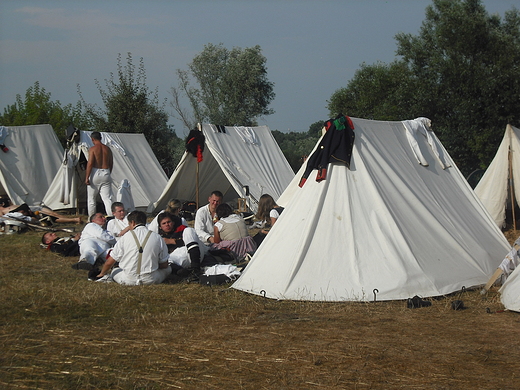 Pomiechowo. Inscenizacja historyczna Bitwa pod Czarnowem 1806 r. Obozowisko.