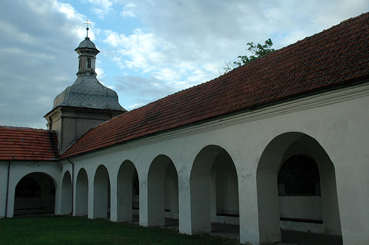 Koci i klasztor pw. Zwiastowania NMP z XVI w.