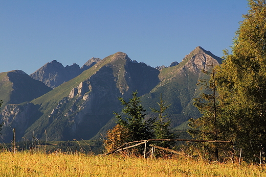 Tatry Bielskie i Wysokie ze Spisza.