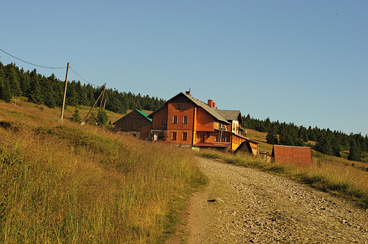 Schronisko pod nienikiem