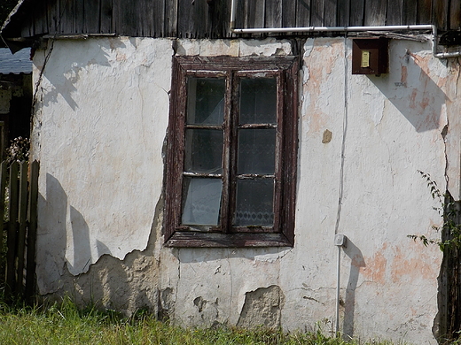 Nasielsk. Fragment starego domu przy ul. Wiejskiej.