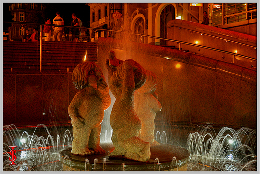 Bielsko-Biaa  fontanna na  Placu  B.Chrobrego