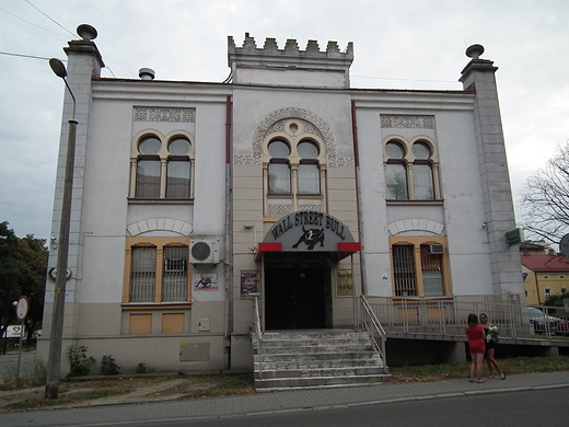 Mykwa - ania rytualna z 1904 w stylu mauretaskim , obecnie suy celom komercyjnym