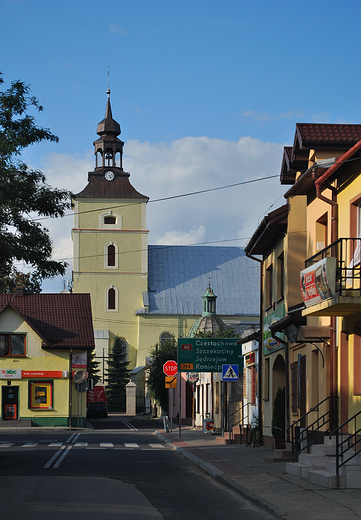 Lelw. Widok na koci pw. w. Marcina.