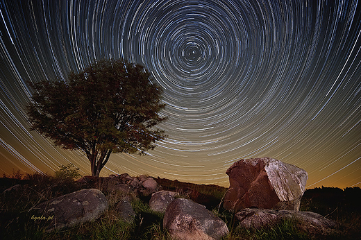 Startrails ywa Woda