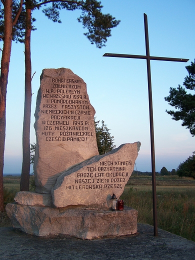 Huta Raniecka, pomnik mieszkacw polegych i zamordowanych wczasie II woj. wiat.