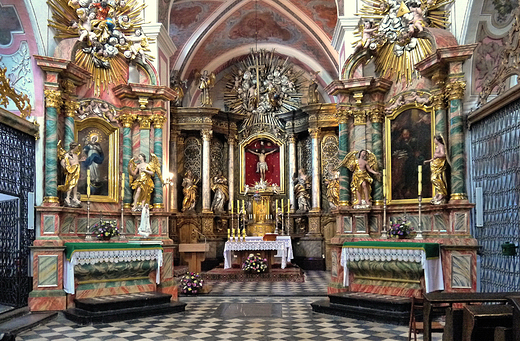 Sanktuarium witej Anny w Aleksandrwce. Prezbiterium z Otarzem Gwnym.