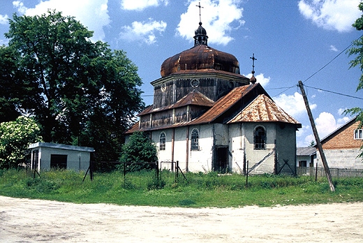 Jedyna w Polsce cerkiew o szachulcowej konstrukcji cian (Wielkie Oczy). Paskowy Tarnogrodzki