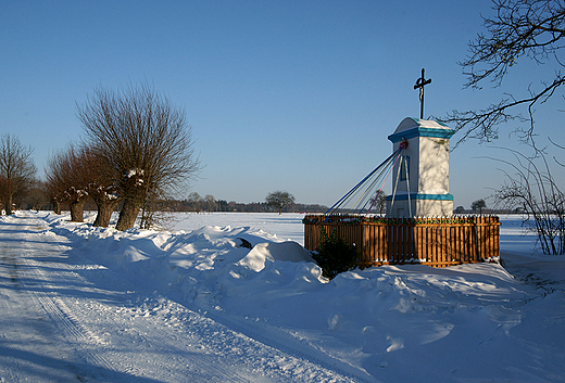 Kapliczka w Chylinie. Mazowsze