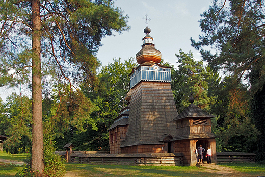 Muzeum Budownictwa Ludowego - cerkiew greckokatolicka 1801r. z miejscowoci Ropki