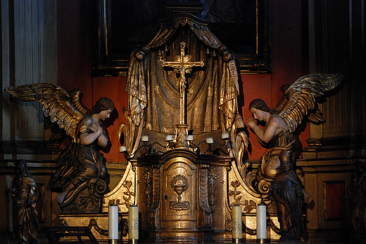 Kościół św. Marii Magdaleny w Rabce Zdrój - ołtarz główny