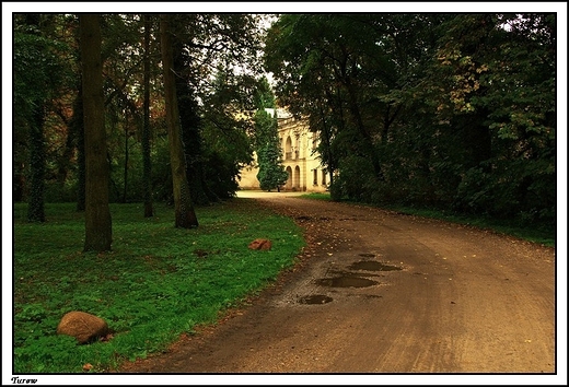 Turew - park i barokowy paac Chapowskich
