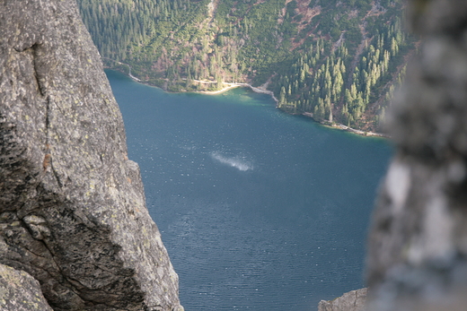 Morskie Oko jako parkiet dla wiatru...