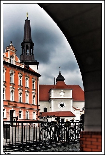 Jarocin - rynek i kamieniczki