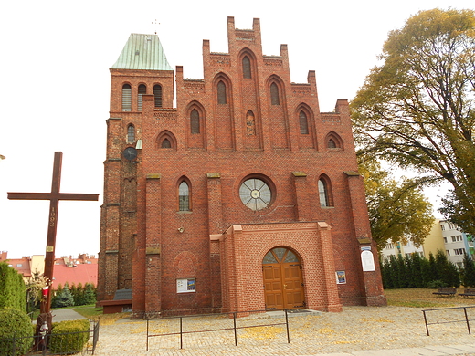 Trzebnica. Koci pw. w. Piotra i Pawa