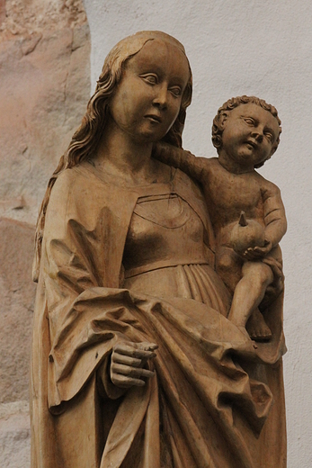Barokowa rzeba Maryi z Dziecitkiem