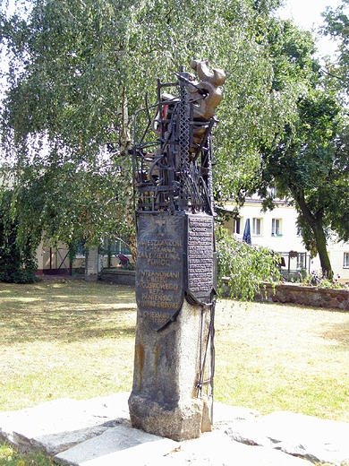 Park - pomnik w podzice mieszkacom Chemna