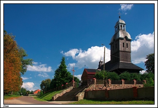 Staw koo Strzakowa - drewniany koci p.w. witej Jadwigi lskiej