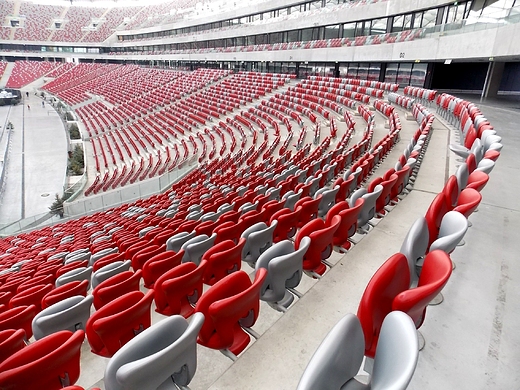 Warszawa. Zimowy Narodowy. Najwiksze w Polsce sztuczne lodowisko na Stadionie Narodowym.