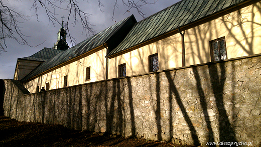 Kielce, klasztor na grze Karczwka