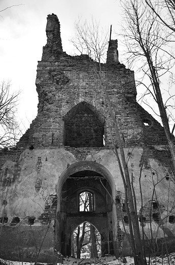 Ruiny kocioa w Mieruniszkach