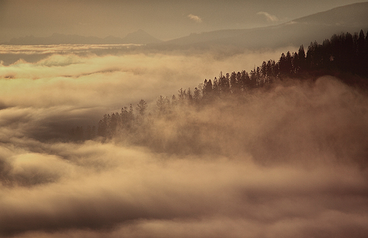 Poranne inwersje. Beskid lski