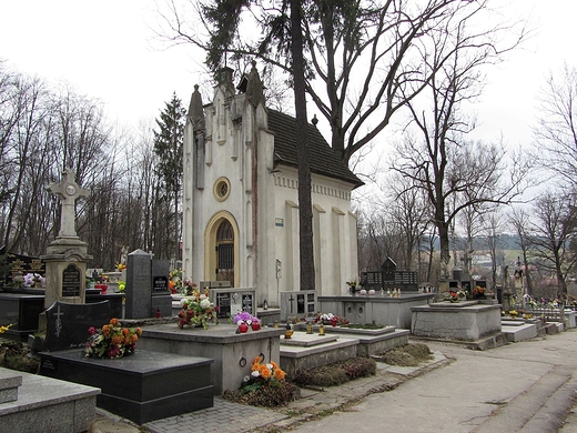 Kaplica na starym cmentarzu