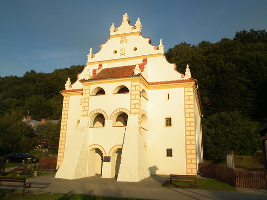 spichlerz w Kazimierzu - obecnie muzeum przyrodnicze