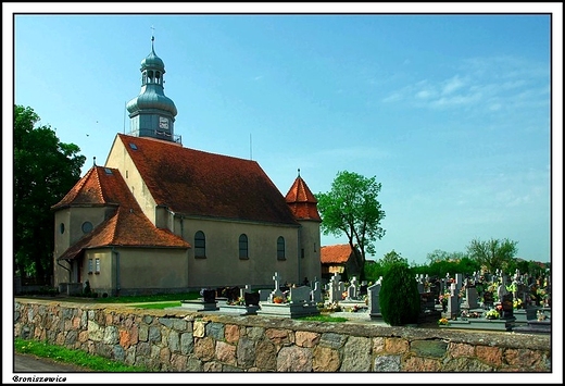 Broniszewice - neobarokowy koci w. Apostow Piotra i Pawa z 1914 r.