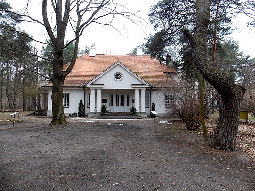Sulejwek. Muzeum J. Pisudskiego w willi Milusin.