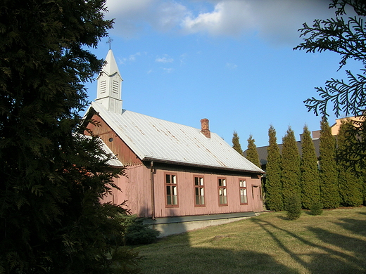 Koziegowy - drewniany koci Mariawitw z XXw.