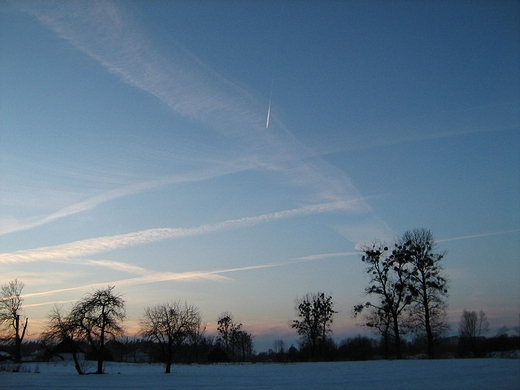 Chemtrails. Smugi kondensacyjne samolotw