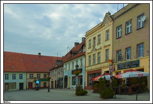 Milicz - fragment rynku z kamienicami z XIX w.