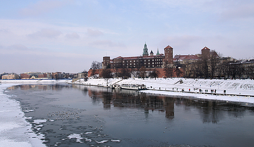 Wawel w zimowym lustrze. Krakw