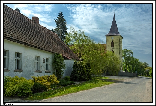 Wyganw  - neogotycki koci pw. w. Jakuba i w. Mikoaja z 1807 roku