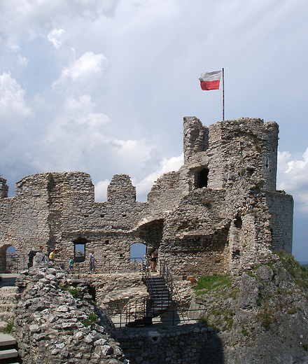 Ruiny ogrodzienieckiego zamku.