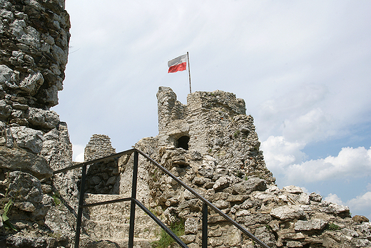 Ruiny ogrodzienieckiego zamku.