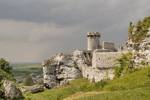 Ruiny ogrodzienieckiego zamku.