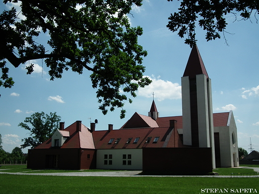 Sanktuarium Matki Boej Szkaplerznej w Strzelcach Wielkich