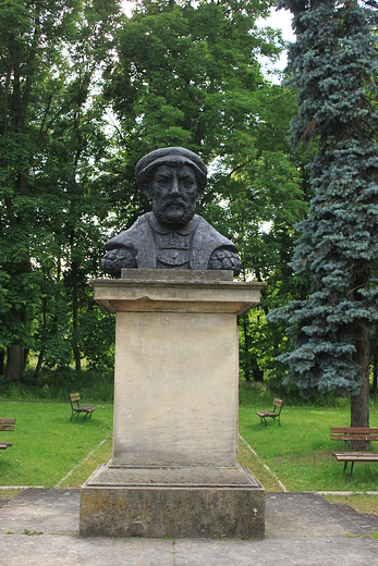 Pomnik Mikoaja Reja w Nagowicach