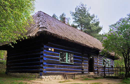 Nadwilaski Park Etnograficzny w Wygiezowie. Chaupa z Podolsza z  poowy XIX w.