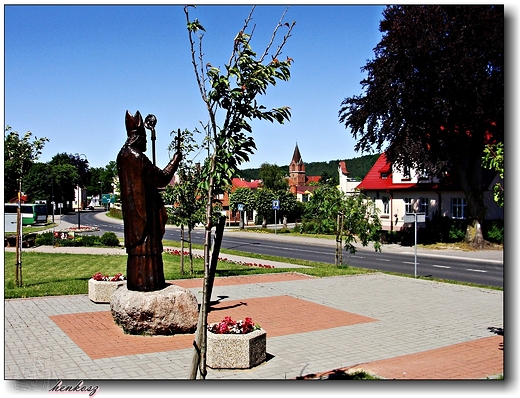 ..pomnik w.Ottona w Polanowie