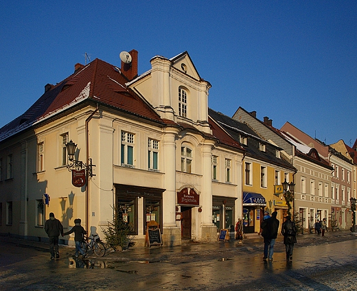 Pszczyna. Kamieniczki na rynku