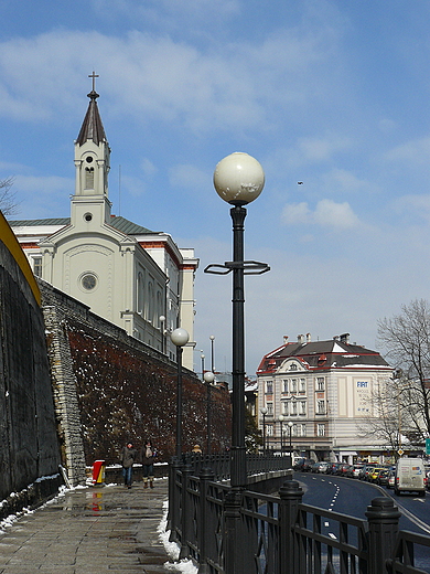 Bielsko-Biaa. Widok na kaplic zamkow