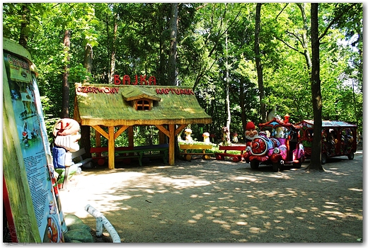 eba Park -Park Dinozaurw ; kolejka Czerwonego Kapturka