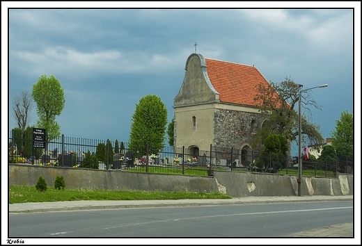 Krobia - romaski koci cmentarny w. Idziego z XIII w.