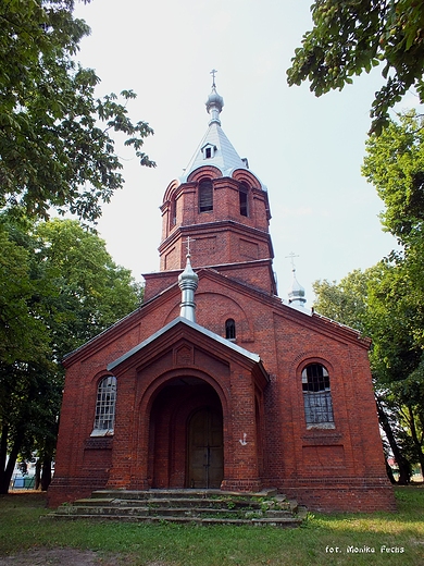 Bizantyjsko - ruska cerkiew murowana z konca XIX wieku w Dubience